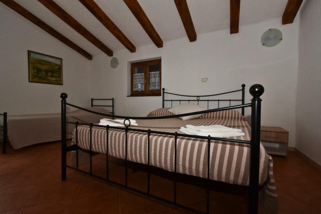 Rooms Agroturizam Romano Buje Kültér fotó