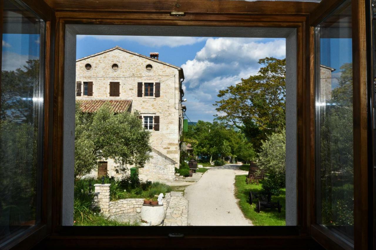 Rooms Agroturizam Romano Buje Kültér fotó